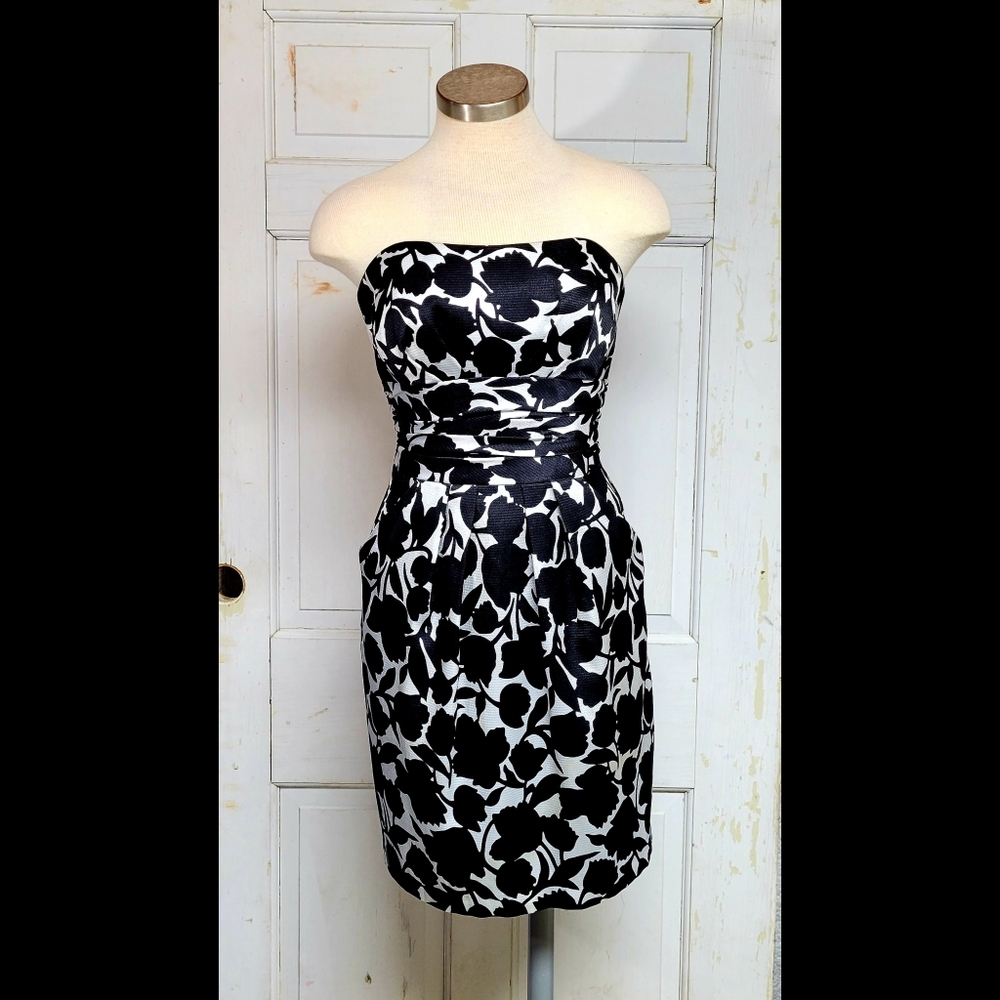 David's Bridal black and white strapless dress size 8